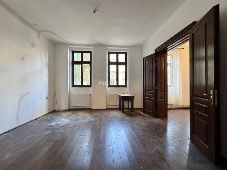 Casă pretabilă pentru spațiu de birouri, cu teren – în zona Bălcescu - 8