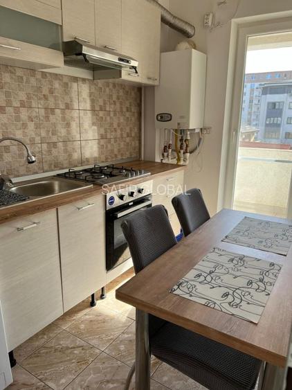 Inchiriez garsoniera Militari Residence LUX - 3