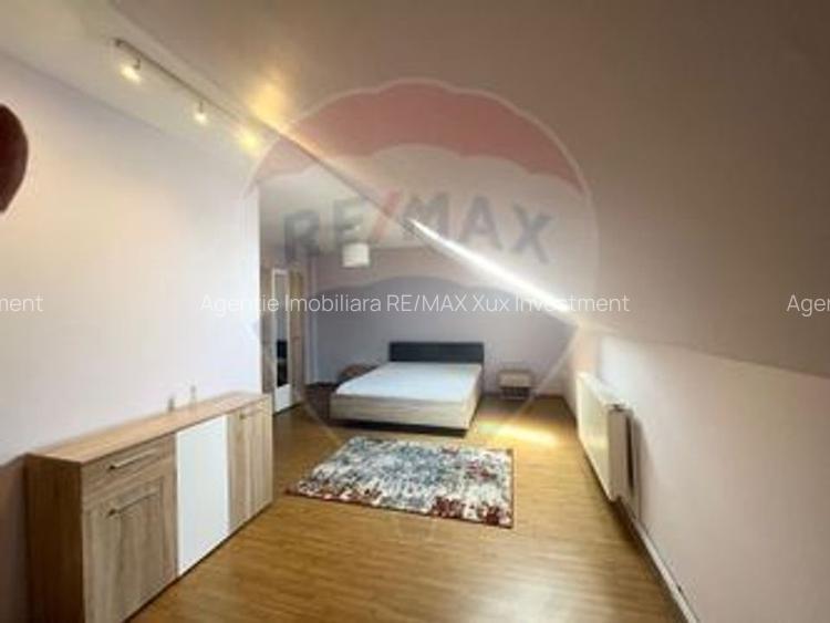 Apartament cu 3 camere de închiriat în zona Hipodrom 2 - 9