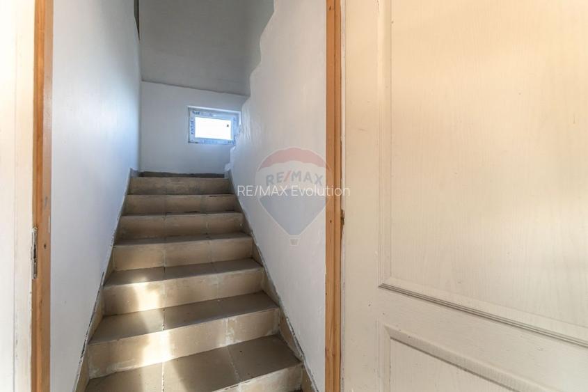 Casa de vanzare | 5 camere | Teren 1,100 mp | STUPINI | COMISION 0% - 17