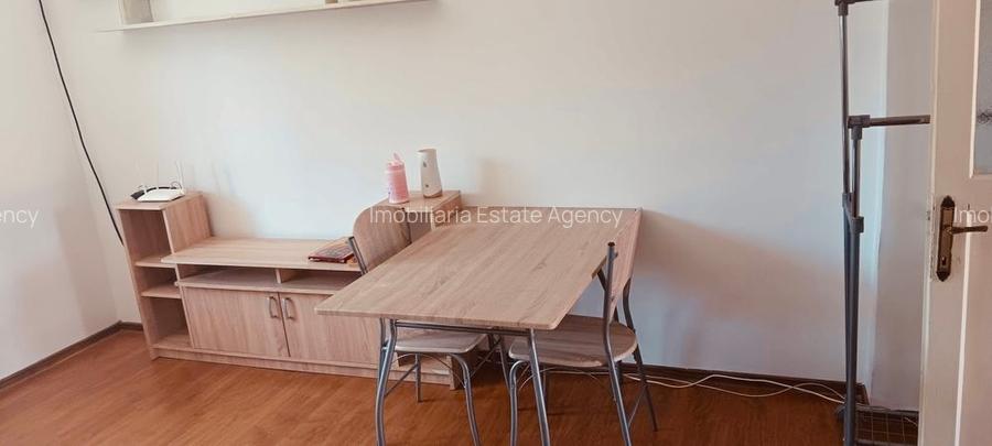 Garsoniera Baba Novac, CENTRALA PROPRIE, mobilată si utilată modern, libera - 4