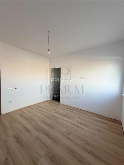 DUPLEX SPATIOS - 42 MP LIVING - APROAPE DE ORAS - 5