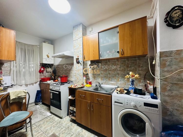 Apartament 3 camere | 54 mpu | zona Mehedinti Manastur  - 3