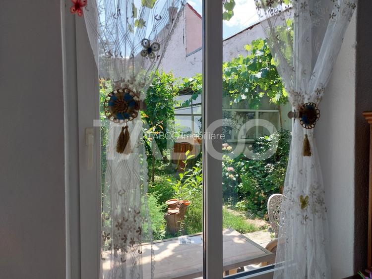 Casa 214 mp utili singur in curte 800 mp teren zona centrala Cisnadie - 25