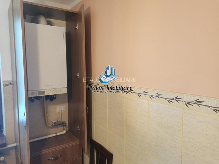 Apartament 3 camere, ultracentral, 2 balcoane, Piatra Neamt - 6
