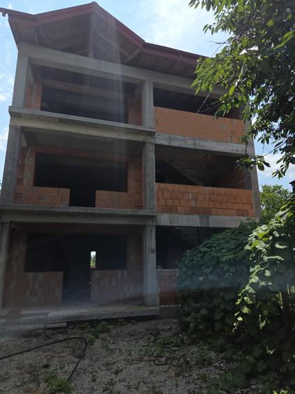 Calea Giulesti - Casa individuala P+2 - la rosu - Caramida poroterm+ beton