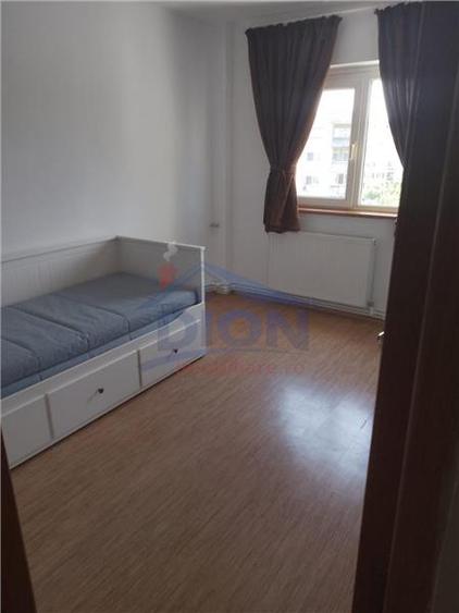 APARTAMENT SUPERB 4 CAM, TINERETULUI TIMPURI NOI
