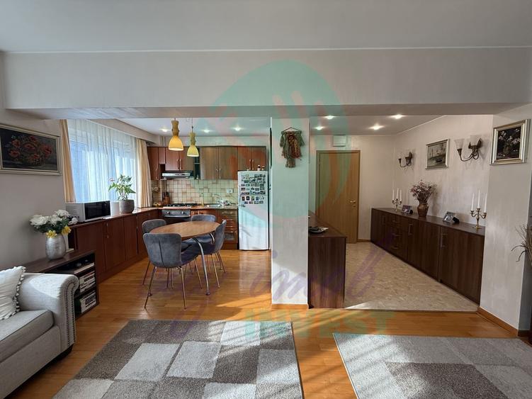 2 camere spatioase la 10 minute de metrou Dristor