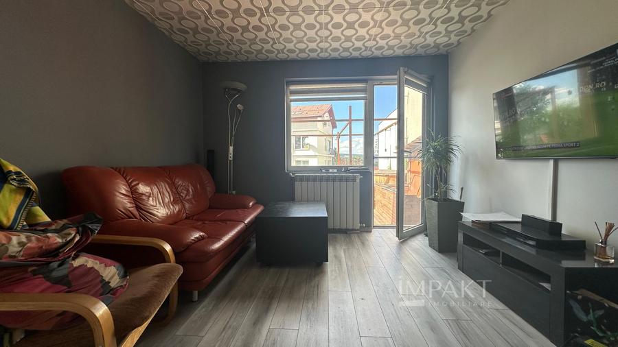 Imobil cu 5 apartamente separate, ideal pentru investitie - zona UMF!