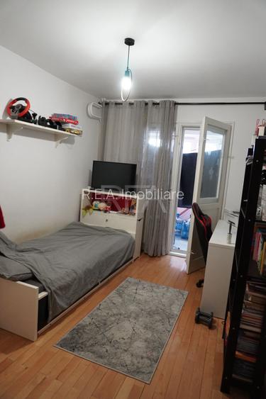 4 camere Pantelimon-Piața Delfinului decomandat,centrală,et. 5,an 1977 - 3