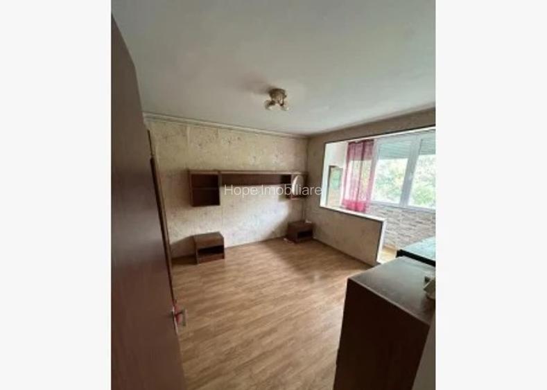 Giurgiului-Apartament de 3 camere-decomandat - 5