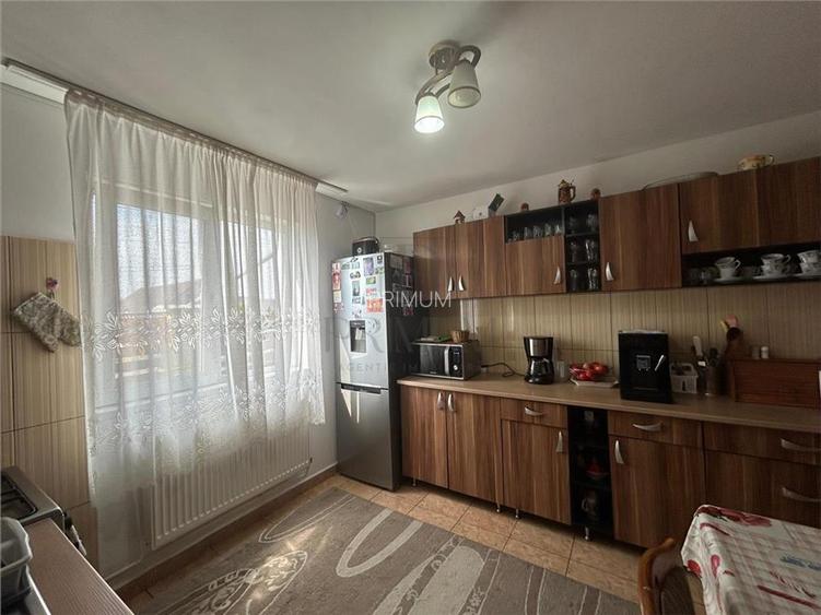 Sanmihaiul Roman- mobilata si utilata- strada asfaltata-4 camere- bucatarie de v - 5