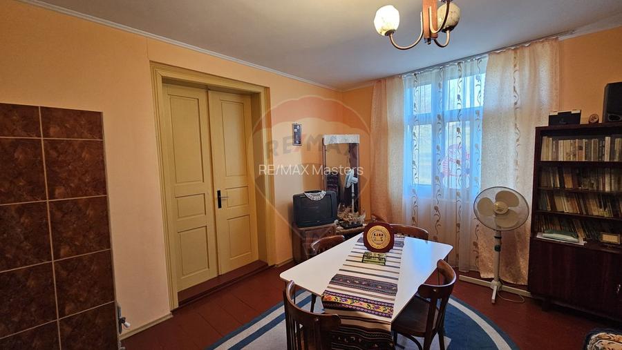 Casă / Vilă cu 3 camere de vânzare-Cacica-Suceava - 60