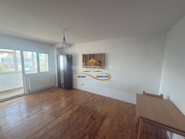 De vanzare apartament 3 camere decomandate Republicii Bacau - 2