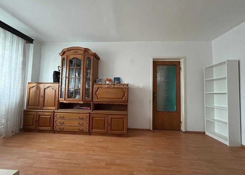 Vanzare apartament 3 camere Iancului - 2