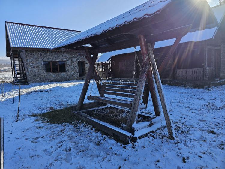 Casă de vacanță cu 6 camere + teren suprafață 7.384 mp, Brădet, Bihor - 9