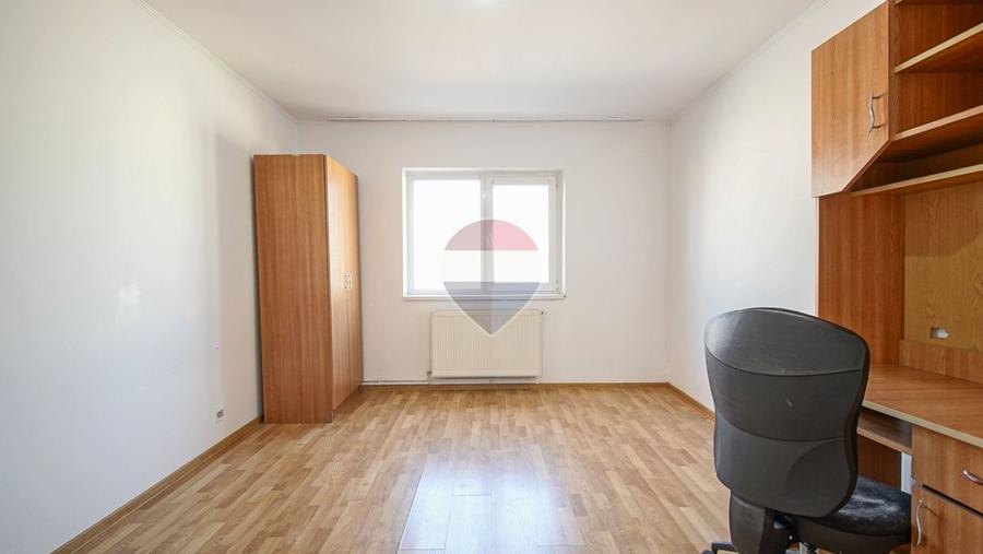 Apartament 3 camere Ghimbav, ideal pentru familie sau investiție!