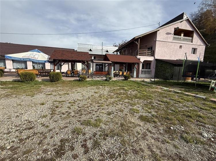 Ghimes- Faget- Pensiune de vanzare- afacere la cheie! - 44