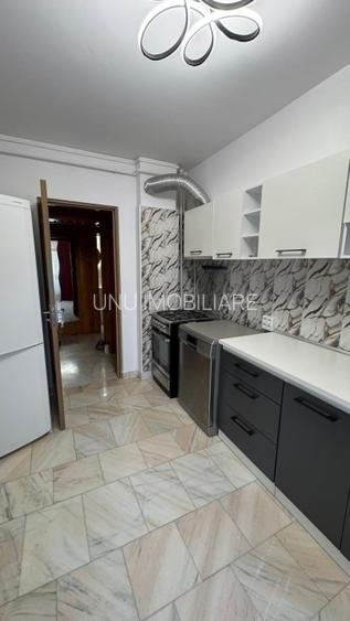 Etajul 3-Blvd.Independentei-Garaj-3 camere - 10