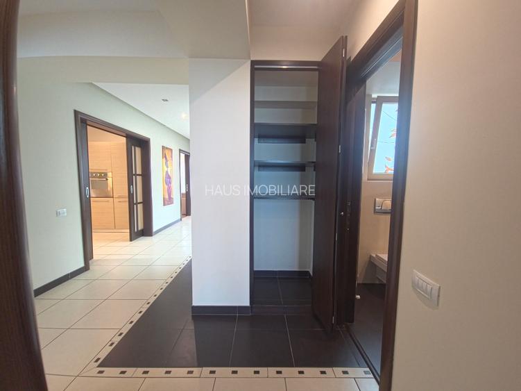 Apartament 3 camere 2 bai lux parcare subterana termen lung zona KM 5 - 21