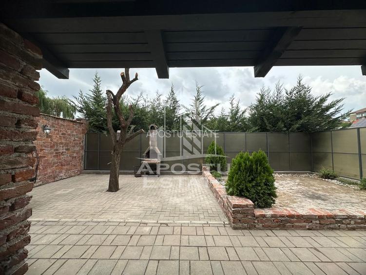 Casa individuala cu 4 camere,2 bai,mobilata,Calea Lipovei - 32