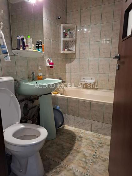 Doua camere, zona Brotacei. - 6
