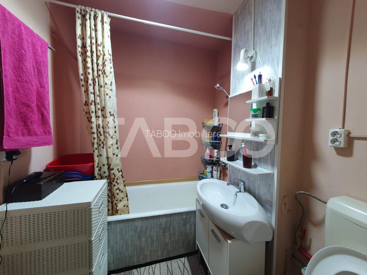 Apartament 2 camere decomandat 54 mp zona Bulevardu Unirii etaj 4 - 7