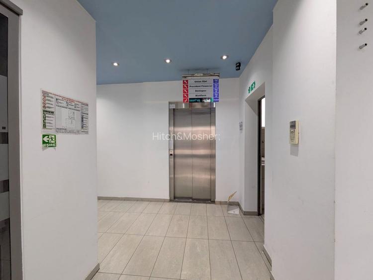 Cladire mixta de birouri si spatii comerciale - Comision 0% - 8