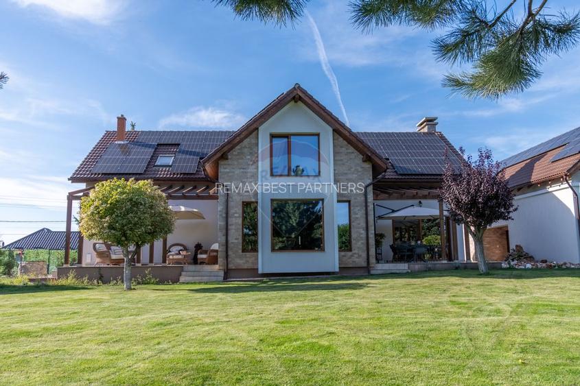 Proprietate exclusivista de vanzare: 2 case | 9 camere | 2000 mp teren - 22