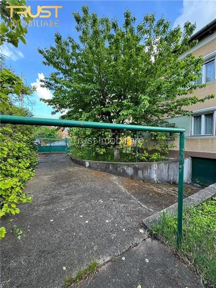 Casa cu 5 camere l 406 MP Teren l Garaj l Andrei Muresanu - 26