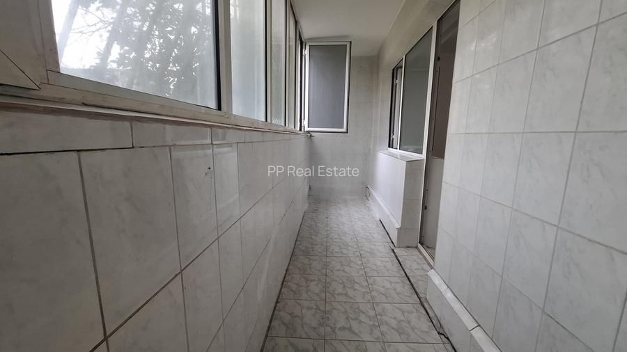 Ciresica - ap 3 cam , parter (gaze la usa ) - 14