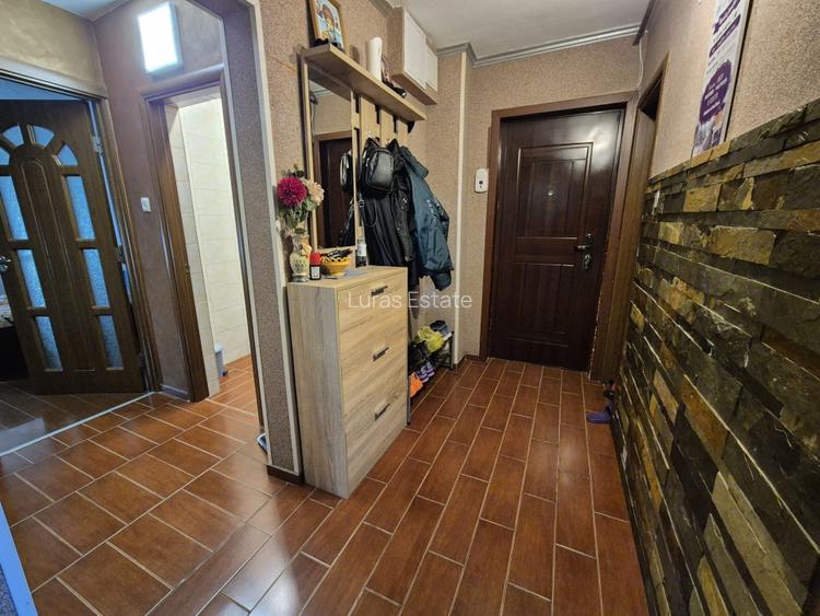 Apartament 3 camere, decomandat, 2 băi - zona Brătianu - 7