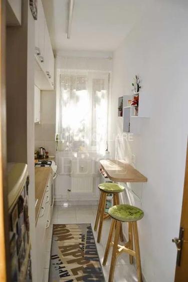 Apartament o camera în zona GRUIA - 4