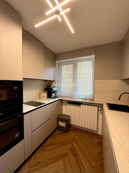 Vanzare 4 camere P-ta Universitatii- bloc fara risc - 3