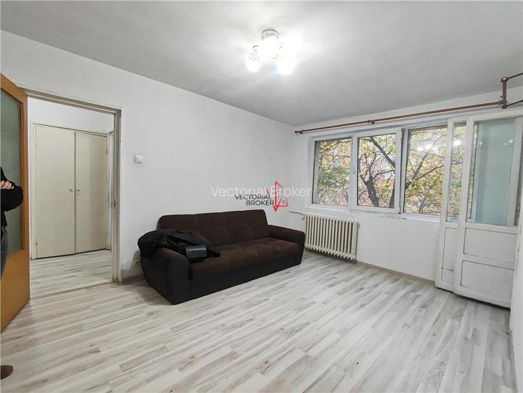 Apartament et.2/10 in bloc stradal, zona verde Colentina - 9