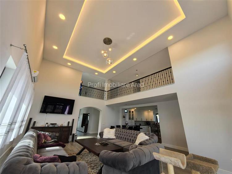 Vila impunatoare cu 6 camere spatioase in stil american - 30