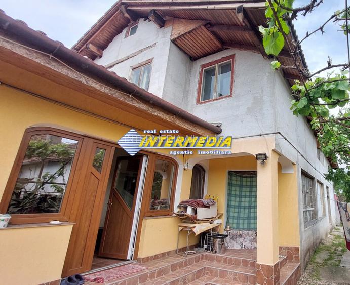 Casa semifinisata P+E+M de vanzare cu 600 mp teren in Centru  Alba Iulia - 10