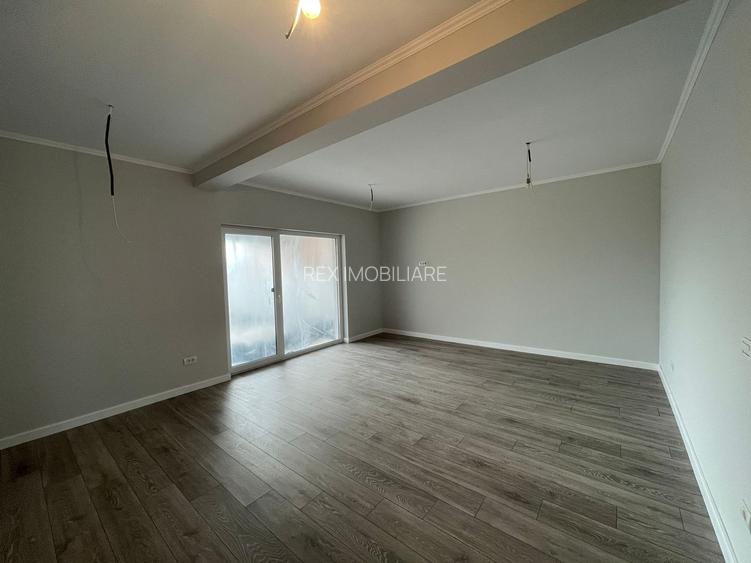 Duplex-4 camere-pozitie excelenta-la asfalt-Remetea Mare - 3