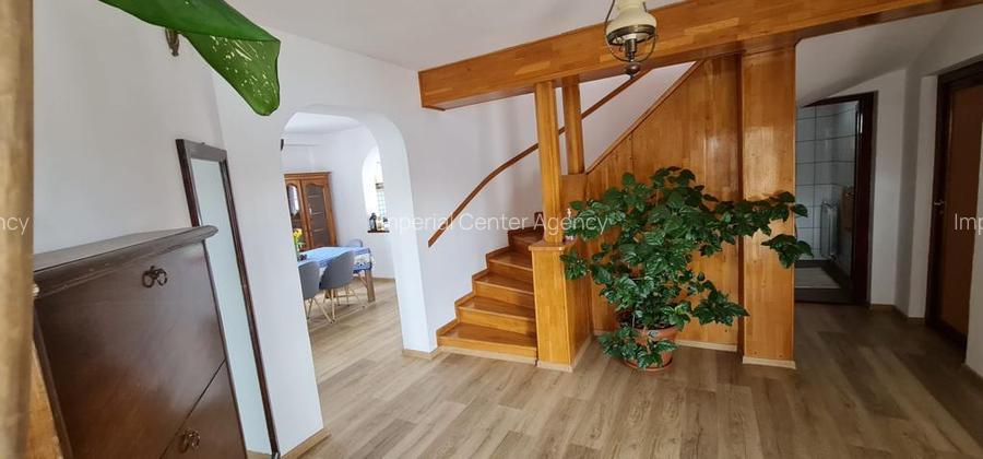 Vila de vanzare in Onesti - 7