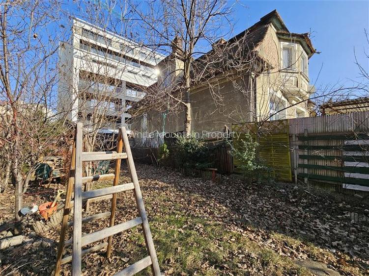 Corp de casa cu gradina proprie in Centrul Istoric - 26