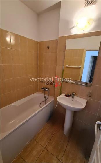 GARSONIERA / TITAN AUCHAN - 6