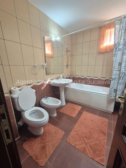 Apartament 3 camere Zamca de închiriat - 8