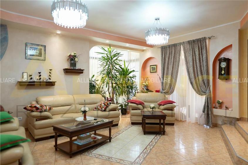 {766 MP TEREN} Vila cu 7 camere | LUX - Piscina - 9