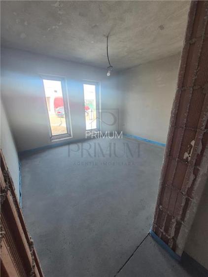 DUPLEX LA INTRARE IN MOSNITA NOUA - ZONA KAUFLAND - PREDARE IUNIE - 14