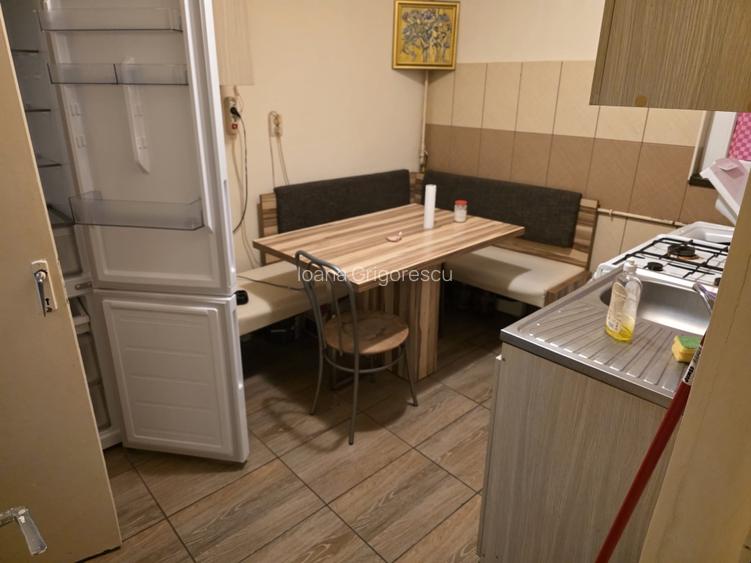 Vând apartament 2 camere,parter,Drumul Taberei,aproape metrou Favorit  - 3