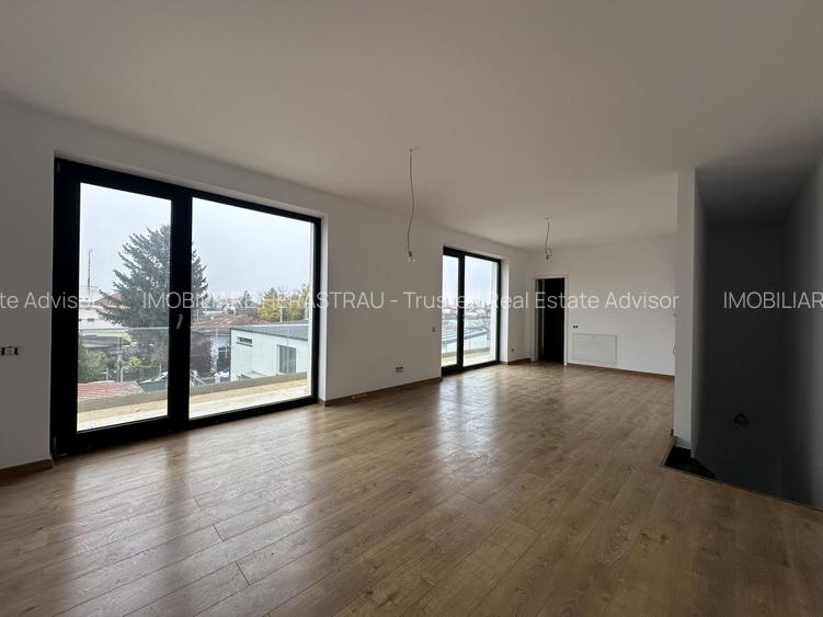 Apartament duplex , parcare . - 5