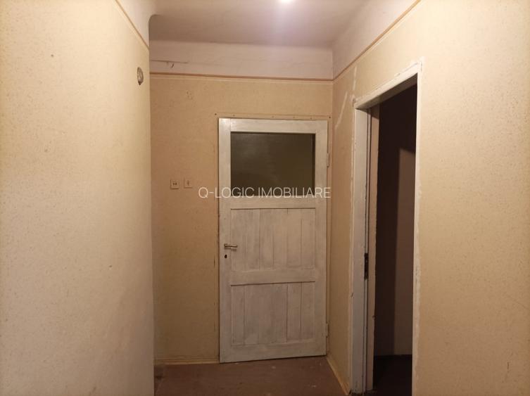 Apartament 3 camere liber la vanzare zona Central - 23