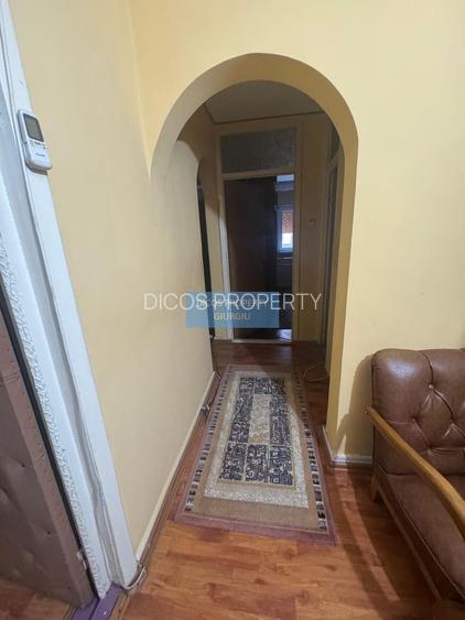Apartament 4 camere de vânzare – zonă Școala 8 - 5
