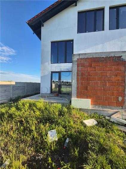 DUPLEX IMENS - MOSNITA VECHE -  VEDERE PADURE  611 MP TEREN - 160 MP UTILI - 6