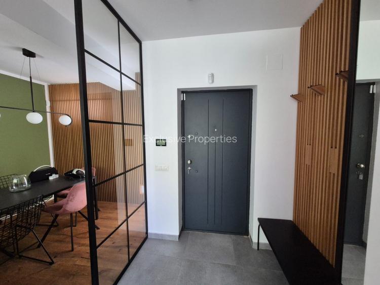 Vila moderna si eleganta in Otopeni, curte amenajata si terase generoase - 3